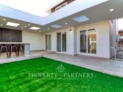 Hermosa casa en venta Costa Laguna