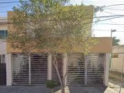 HERMOSA CASA EN VENTA DE RECUPERACION BANCARIA EN...