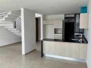 ¡ ¡ Hermosa CASA en VENTA, dentro de Coto Nuevo, Miralto...