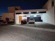 Hermosa casa en venta en Alquerias