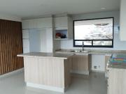 HERMOSA CASA EN VENTA EN AQUA LAGO ESMERALDA