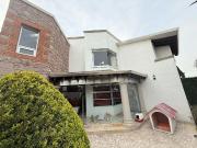 ¡ Hermosa casa en venta en arboledas de Santa Elena !