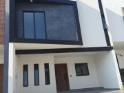 Hermosa casa en venta en Capital Norte