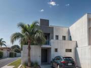 Hermosa Casa en Venta en Centro Sur, Esquina, Gran... Hermosa Casa en Venta en Centro Sur, Esquina, Gran...