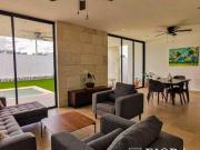 Hermosa casa en venta en Cholul, Privada Residencial Fiora