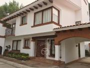 HERMOSA CASA EN VENTA EN CONDOMINIO, IMPECABLE,...