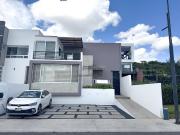 HERMOSA CASA EN VENTA EN JURIQUILLA