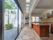 ¡HERMOSA CASA EN VENTA EN LA COL. AMERICANA!