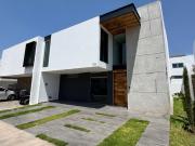 Hermosa Casa en Venta en La Rioja Residencial