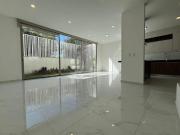 Hermosa Casa en Venta en Lago Norte, Solares