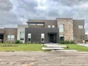 Hermosa casa en venta en Lagos de Canning