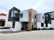 Hermosa casa en venta en Lomalta Tres Marías