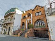 Hermosa casa en venta en Pompeya