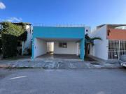 HERMOSA CASA EN VENTA EN PRIVADA XCUMPICH AVC 2791