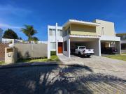 Hermosa casa en venta en Residencial San José del Puente