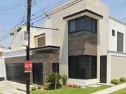 HERMOSA CASA EN VENTA EN VALLE ORIENTE – SAN PEDRO GARZA...