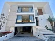 HERMOSA CASA EN VENTA LOMAS DE ANGELOPOLIS