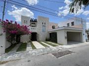 HERMOSA CASA EN VENTA MERIDA, MONTEBELLO GVC 2379