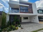 HERMOSA CASA EN VENTA PARQUE NAYARIT LOMAS DE...