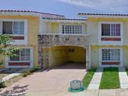 HERMOSA CASA EN VENTA POR MEDIO DE REMATE BANCARIO EN...