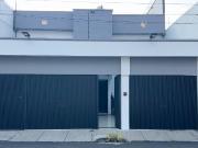 Hermosa Casa en venta recién remodelada. a unos pasos...