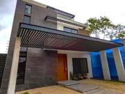 HERMOSA CASA EN VENTA RESIDENCIAL VIA CUMBRES CANCUN