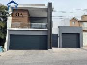 HERMOSA CASA EN VENTA TOTALMENTE REMODELADA