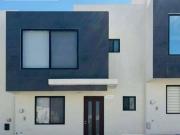 Hermosa Casa en VENTA ubicada en Condominio en ZIBATA MT