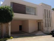Hermosa casa en venta ubicada en Fraccionamiento ?mbar