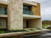 HERMOSA CASA EN VENTA UBICADA EN LOMAS DEL MAR EN VERACRUZ