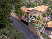 Hermosa casa en venta, Urb El Peñon 1000 M2