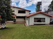 HERMOSA CASA EN VENTA – URBANIZACIÓN ONTANEDA, CONOCOTO