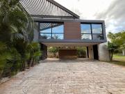 hermosa casa en yucatan country club privada kanha