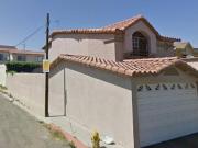 HERMOSA CASA EN ZONA RESIDENCIAL A TAN SOLO UNAS CALLES...