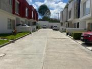 HERMOSA CASA ENVENTA EN URBANIZACION, SECTOR RICAURTE