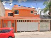 Hermosa casa esperando por ti!