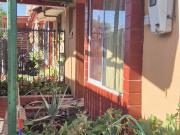 HERMOSA CASA ESQUINA, DE DOS PISOS, EXCELENTE BARRIO