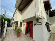 Hermosa casa esquinera en Mamatoco Santa Marta E 6