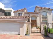 HERMOSA CASA ESTA ESPERANDO POR TI