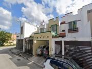 HERMOSA CASA ESTA ESPERANDO POR TI