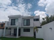 Hermosa casa estilo moderno en fraccionamiento LAS...