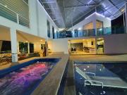HERMOSA CASA FINCA LA MESA