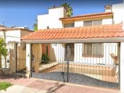 HERMOSA CASA MODERNA CON ACABADOS DE LUJO, EN ZONA DE...