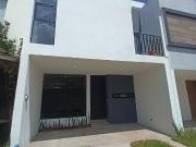 Hermosa casa nueva en venta