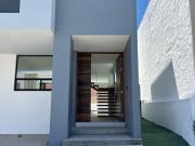 HERMOSA CASA NUEVA EN VENTA ARBOLADA BOSQUES DE SANTA...