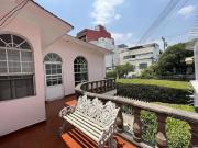 Hermosa casa para modernizar en el centro de la Col. Del...