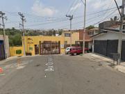 Hermosa casa por muy bajo costo ubicada en Av Océano...