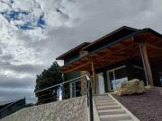 Hermosa Casa principal + 2 Deptos