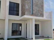 HERMOSA CASA RECIDENCIAL