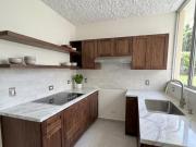 HERMOSA CASA RECIEN REMODELADA, URGE